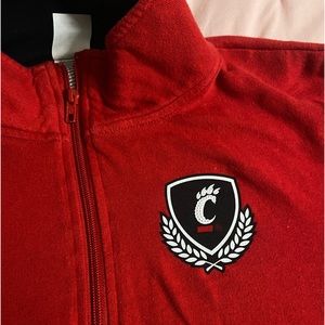 Victoria’s Secret Pink Cincinnati Bearcats Pull over
